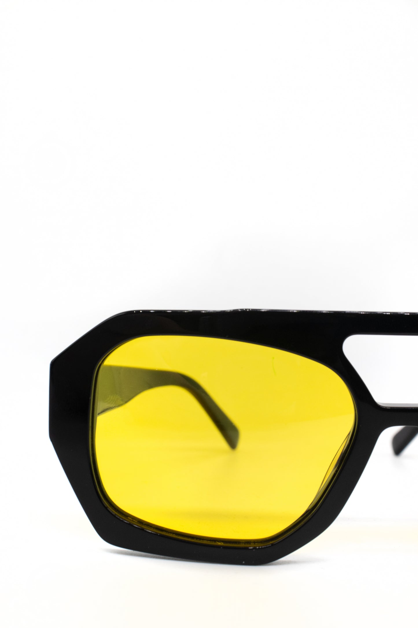 Chelsea Black & Yellow