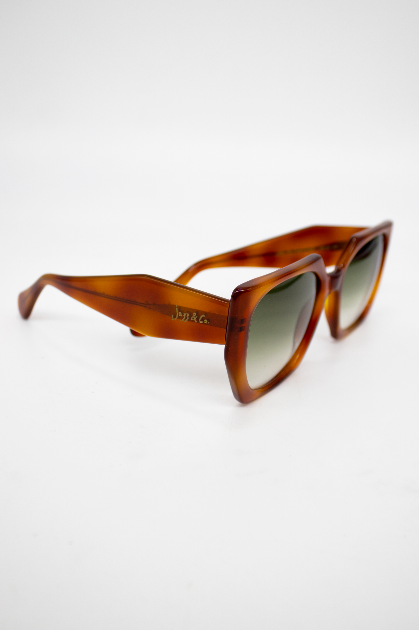 Leblon Tortoise