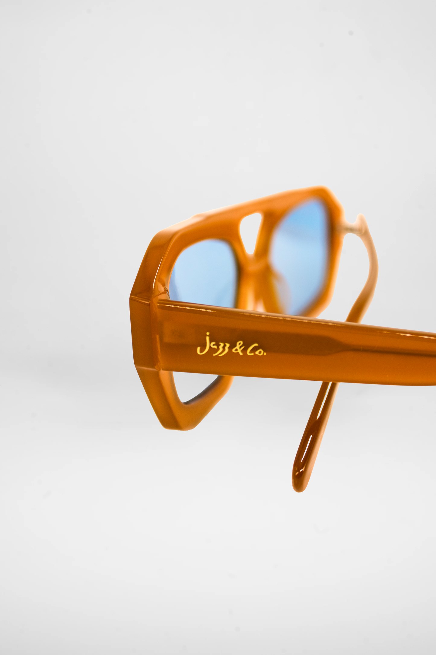 Chelsea Caramel Blue