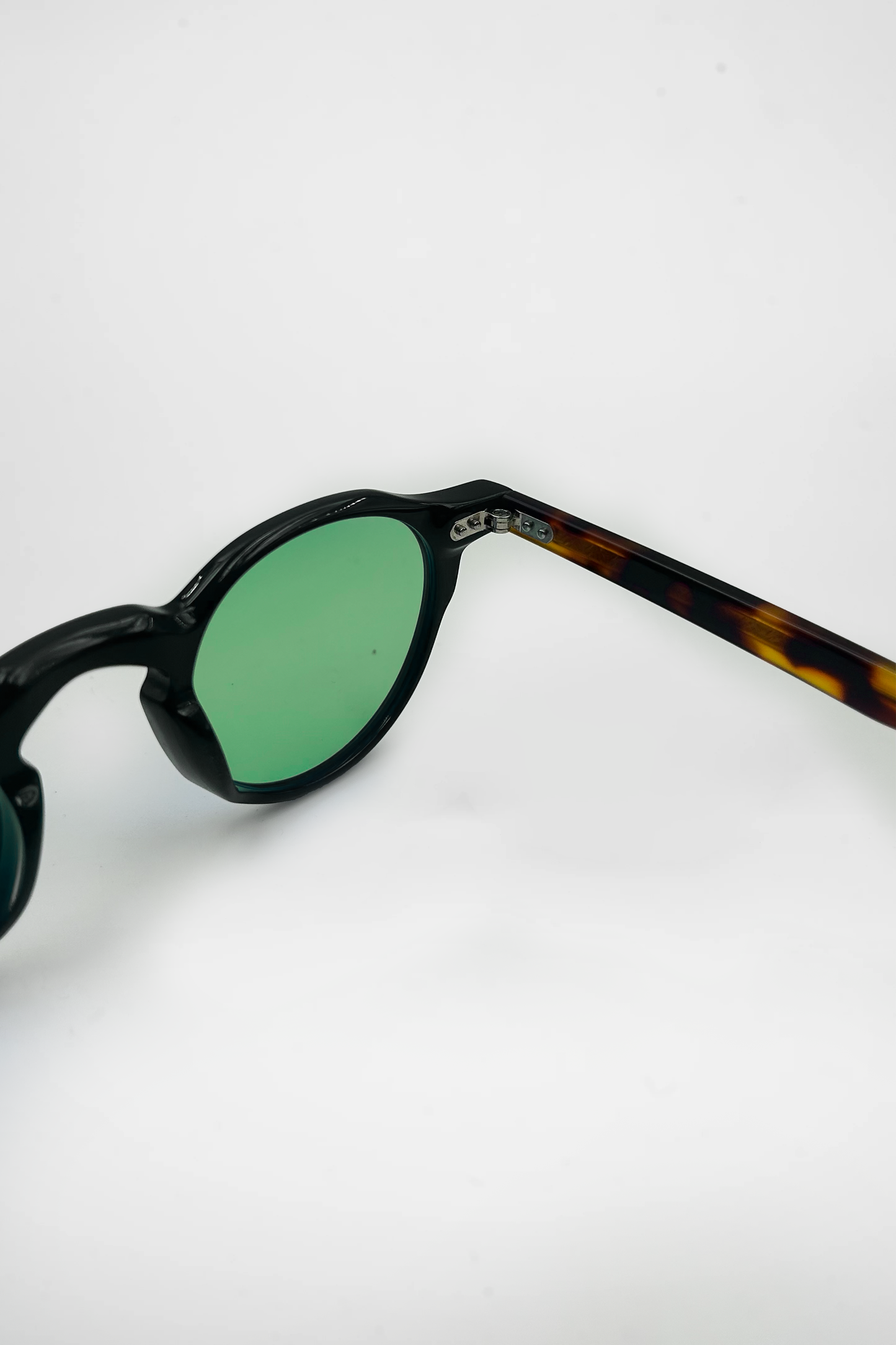 Sam Black & Havana Demi (Fresh Green)